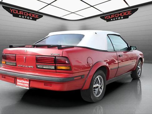 Used 1989 Pontiac Sunbird GT image 5