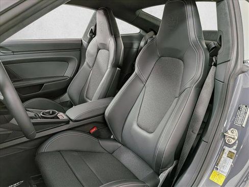 New 2026 Porsche 911 GT3 image 5