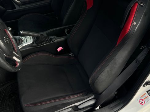 Used 2013 Scion FR-S 10 Series image 32