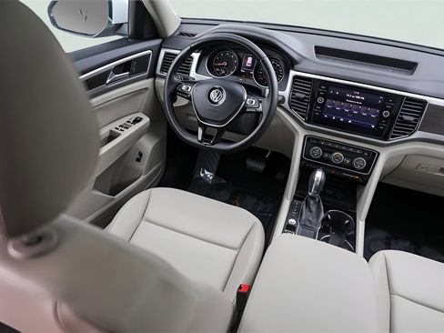 Used 2018 Volkswagen Atlas SEL image 29
