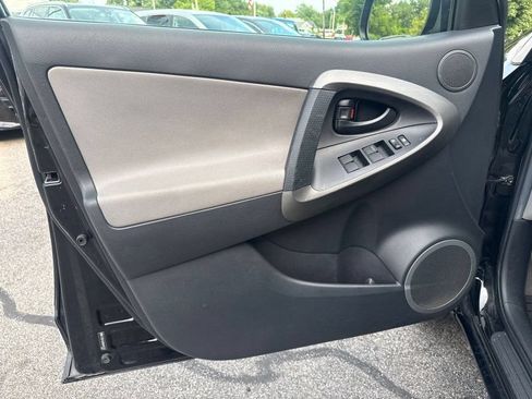 Used 2012 Toyota RAV4 4WD w/ Value Pkg image 12