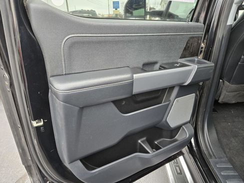 Used 2023 Ford F350 Lariat w/ Chrome Package image 36