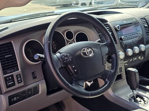 Used 2010 Toyota Tundra 2WD Double Cab w/ SR5 Pkg image 21