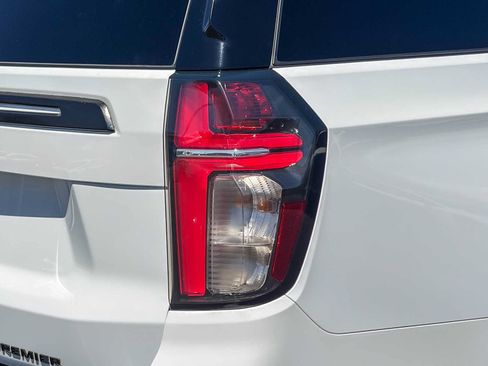 Used 2023 Chevrolet Tahoe Premier AWD/4WD image 8