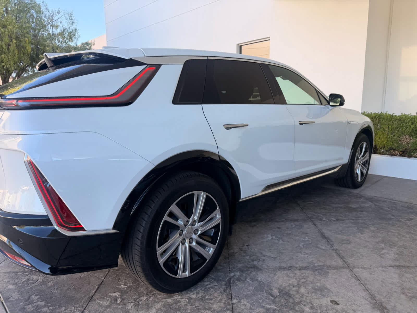 Certified 2024 Cadillac Lyriq Tech RWD image 4