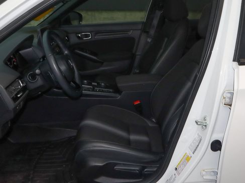 Used 2025 Honda Civic Sport image 7
