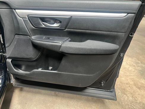 Used 2019 Honda CR-V LX image 24