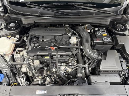 Certified 2025 Kia K4 GT-Line Turbo FWD image 32