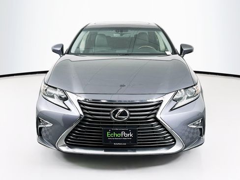 Used 2016 Lexus ES 350 w/ Navigation System Package FWD image 2