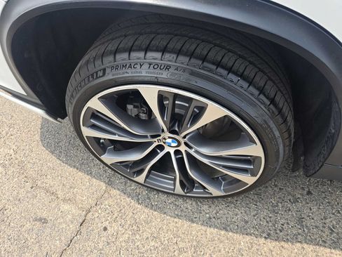 Used 2017 BMW X5 xDrive35i w/ Premium Package AWD/4WD image 28