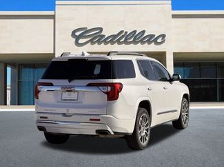 Used 2023 GMC Acadia Denali w/ Denali Ultimate Package video 3