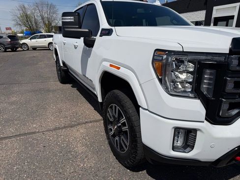 Used 2022 GMC Sierra 3500 AT4 w/ AT4 Preferred Package AWD/4WD image 14
