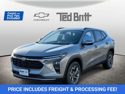 New 2026 Chevrolet Trax LT w/ Driver Confidence Package image 1