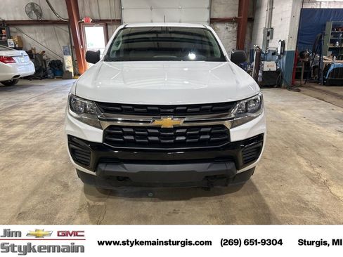 Used 2022 Chevrolet Colorado W/T AWD/4WD image 12
