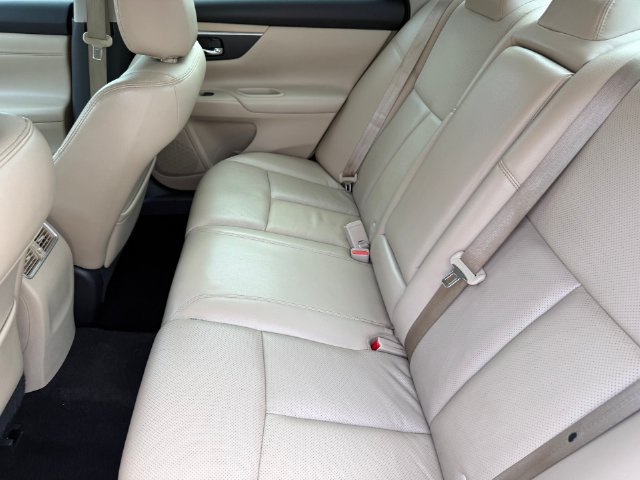 Used 2017 Nissan Altima 2.5 SL w/ 2.5 Technology Package FWD image 25