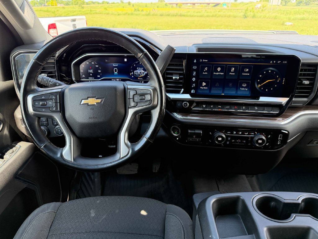 Used 2025 Chevrolet Silverado 3500 LT w/ All Star Edition AWD/4WD image 29