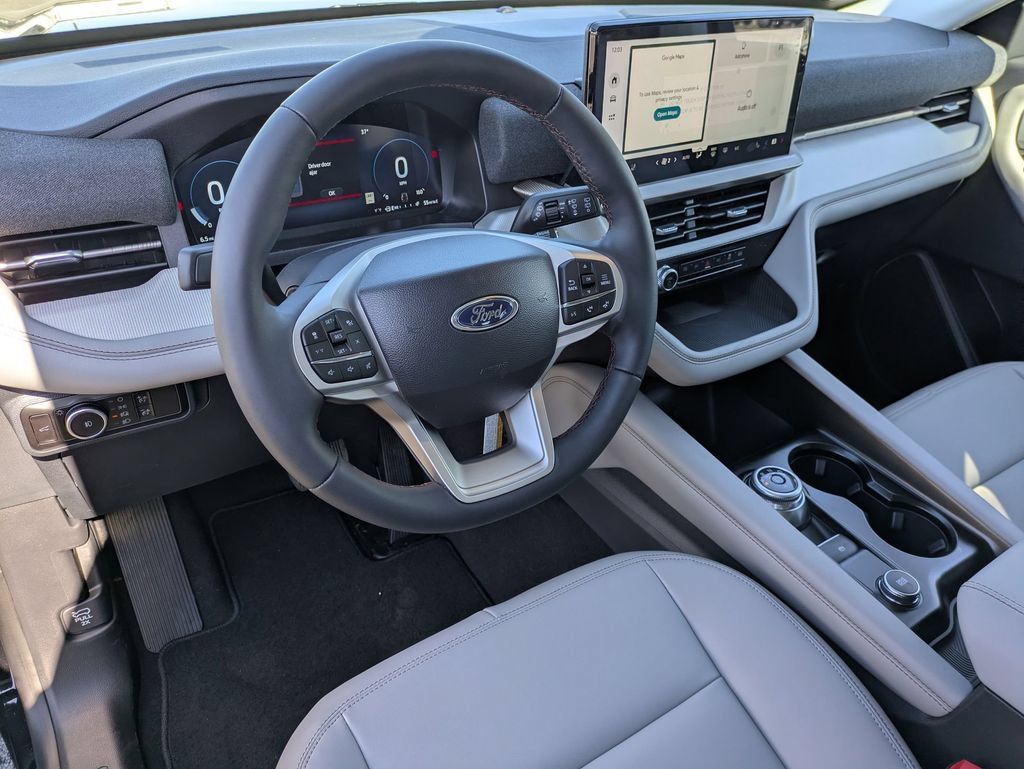 New 2026 Ford Explorer Active w/ Active Comfort Package AWD/4WD image 10