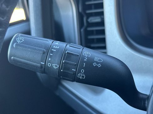 Used 2025 Ford Bronco Outer Banks image 32