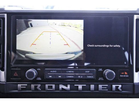 Used 2025 Nissan Frontier SV w/ SV Convenience Package RWD image 23