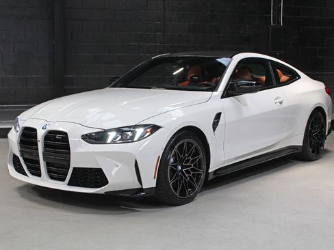 Used 2025 BMW M4 xDrive Competition w/ Executive Package AWD/4WD image 4