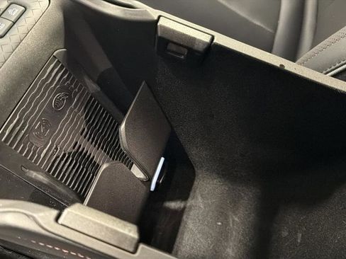 Used 2025 Jeep Wagoneer S Limited image 28