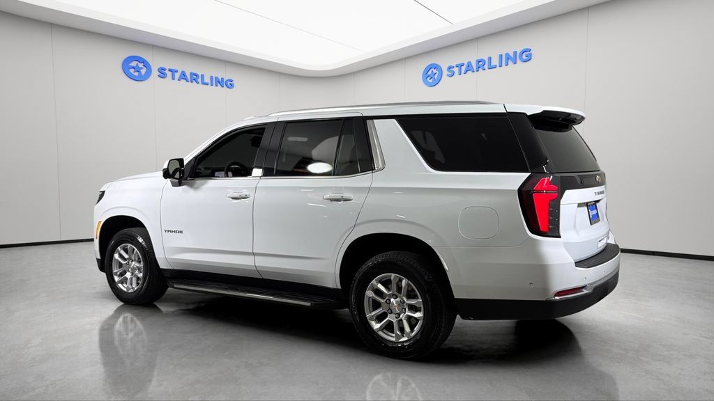 Used 2025 Chevrolet Tahoe LT AWD/4WD image 4