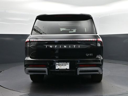 Used 2025 INFINITI QX80 Luxe RWD image 6