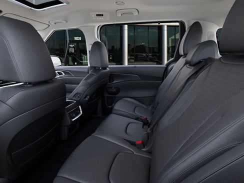 New 2026 Kia Carnival SX Prestige FWD image 18