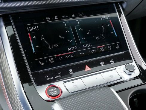 New 2026 Audi RS Q8 performance image 17