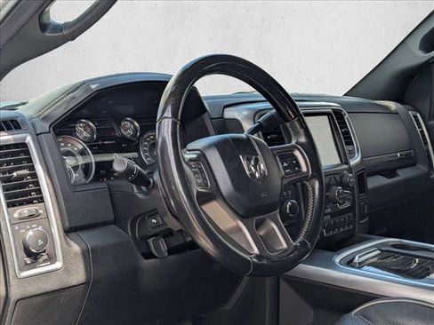 Used 2018 RAM 3500 Laramie Longhorn image 10