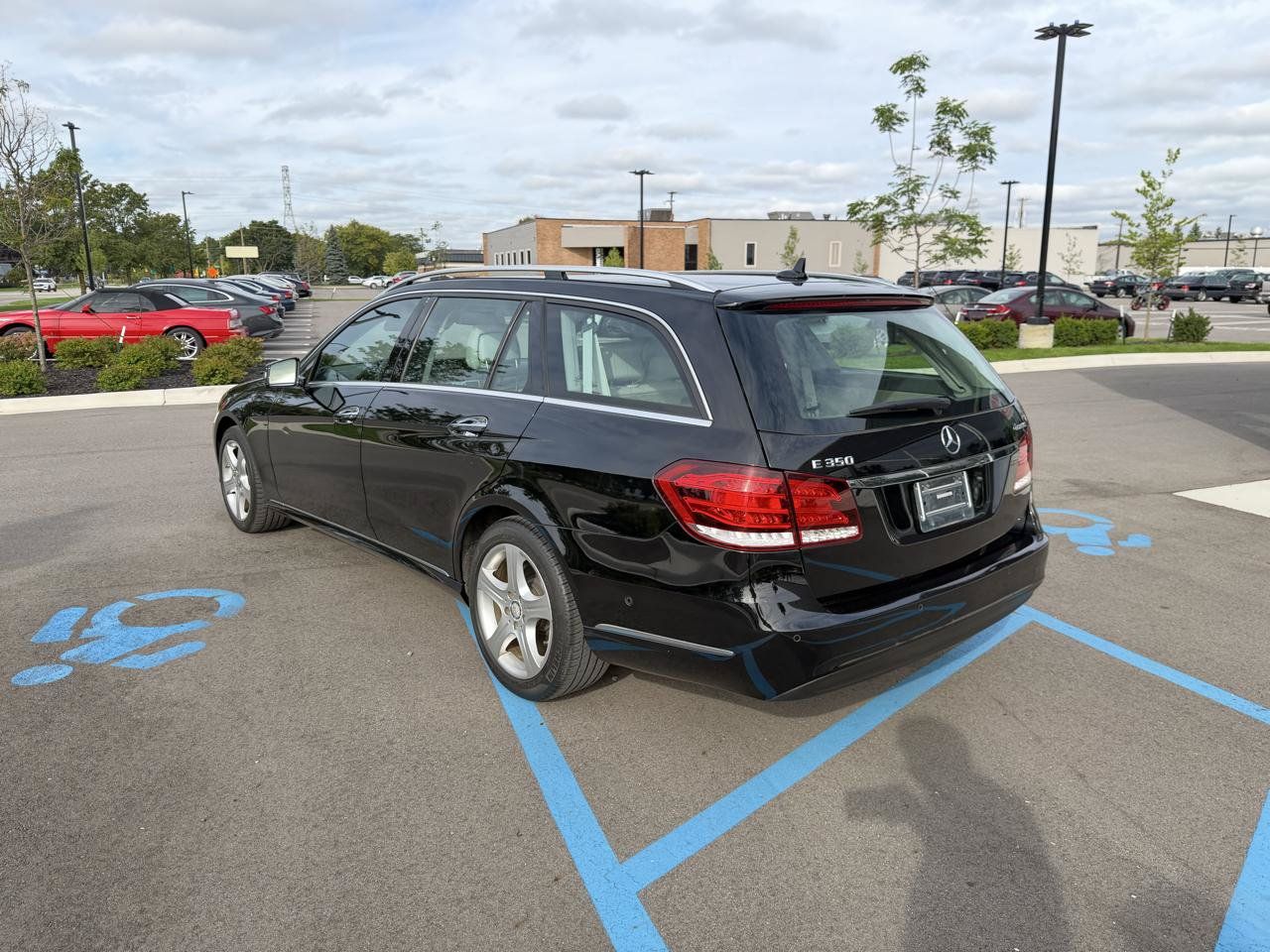Used 2015 Mercedes-Benz E 350 4MATIC Wagon image 7