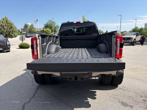 New 2026 Ford F350 Lariat w/ Lariat Premium Package AWD/4WD image 14