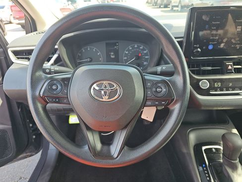 Used 2023 Toyota Corolla LE FWD image 8