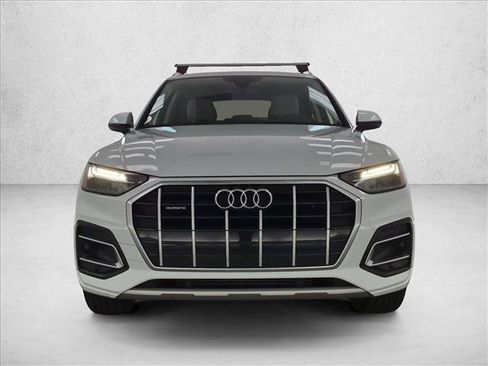 Used 2024 Audi Q5 2.0T Premium w/ Convenience Package AWD/4WD image 2