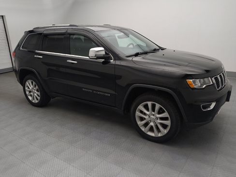 Used 2017 Jeep Grand Cherokee Limited AWD/4WD image 11
