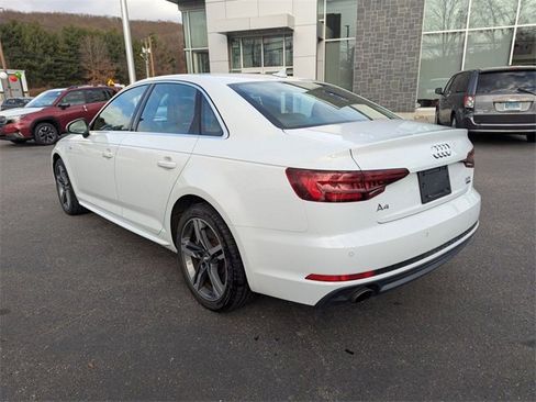 Used 2018 Audi A4 2.0T Premium Plus w/ Premium Plus Package image 3