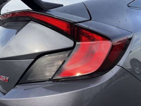 Used 2018 Honda Civic Si image 6