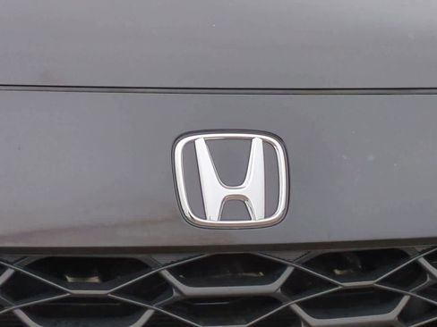 Used 2023 Honda HR-V LX image 10