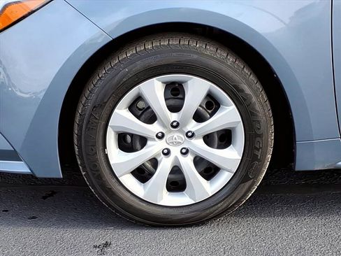 Certified 2024 Toyota Corolla LE image 9