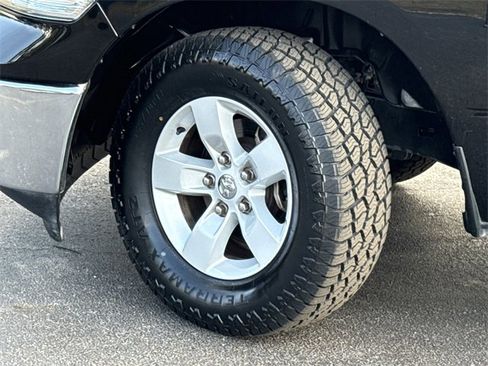 Used 2024 RAM 1500 Classic SLT image 44