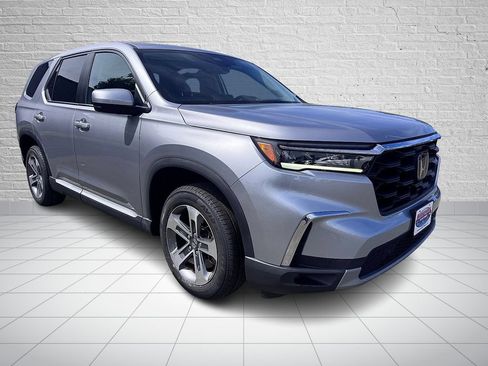 Used 2023 Honda Pilot EX-L image 3