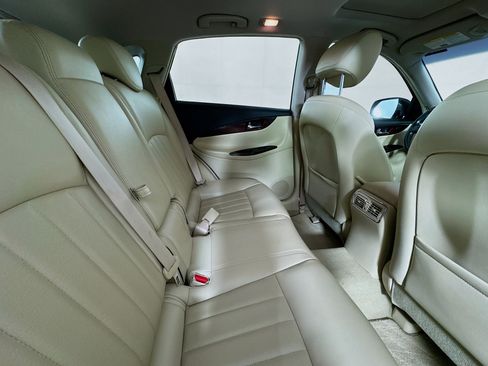 Used 2017 INFINITI QX50 AWD w/ Premium Plus Package image 26