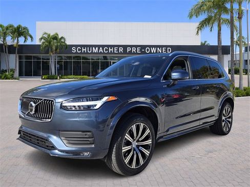 Certified 2023 Volvo XC90 B6 Core w/ Climate Package image 3