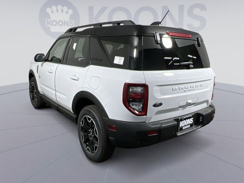 New 2025 Ford Bronco Sport Outer Banks image 4