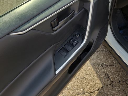 Certified 2023 Toyota RAV4 LE image 13