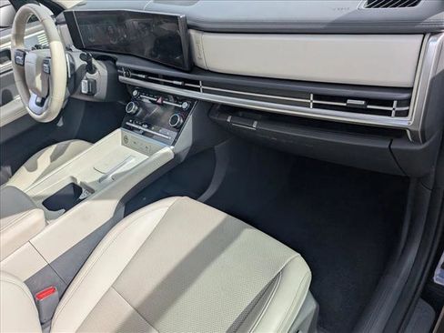 Used 2024 Hyundai Santa Fe SEL image 20