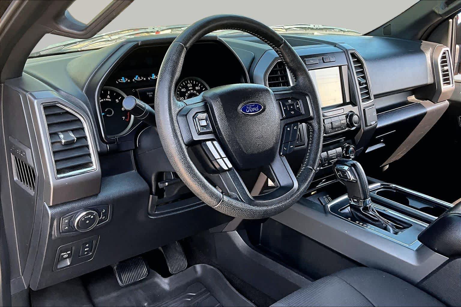 Used 2016 Ford F150 XLT w/ Equipment Group 302A Luxury RWD image 16