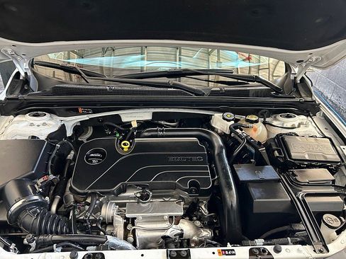 Used 2024 Chevrolet Malibu LT FWD image 31