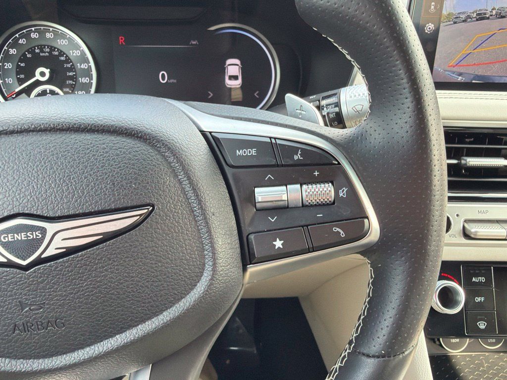 Used 2025 Genesis G70 2.5T AWD/4WD image 8