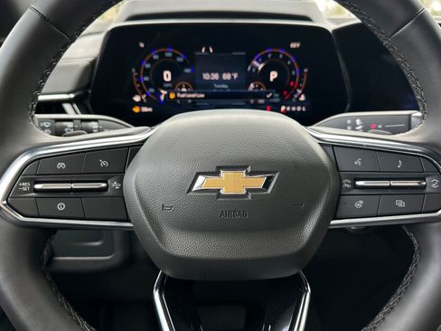 New 2026 Chevrolet Suburban High Country w/ LPO, Illumination Package image 25